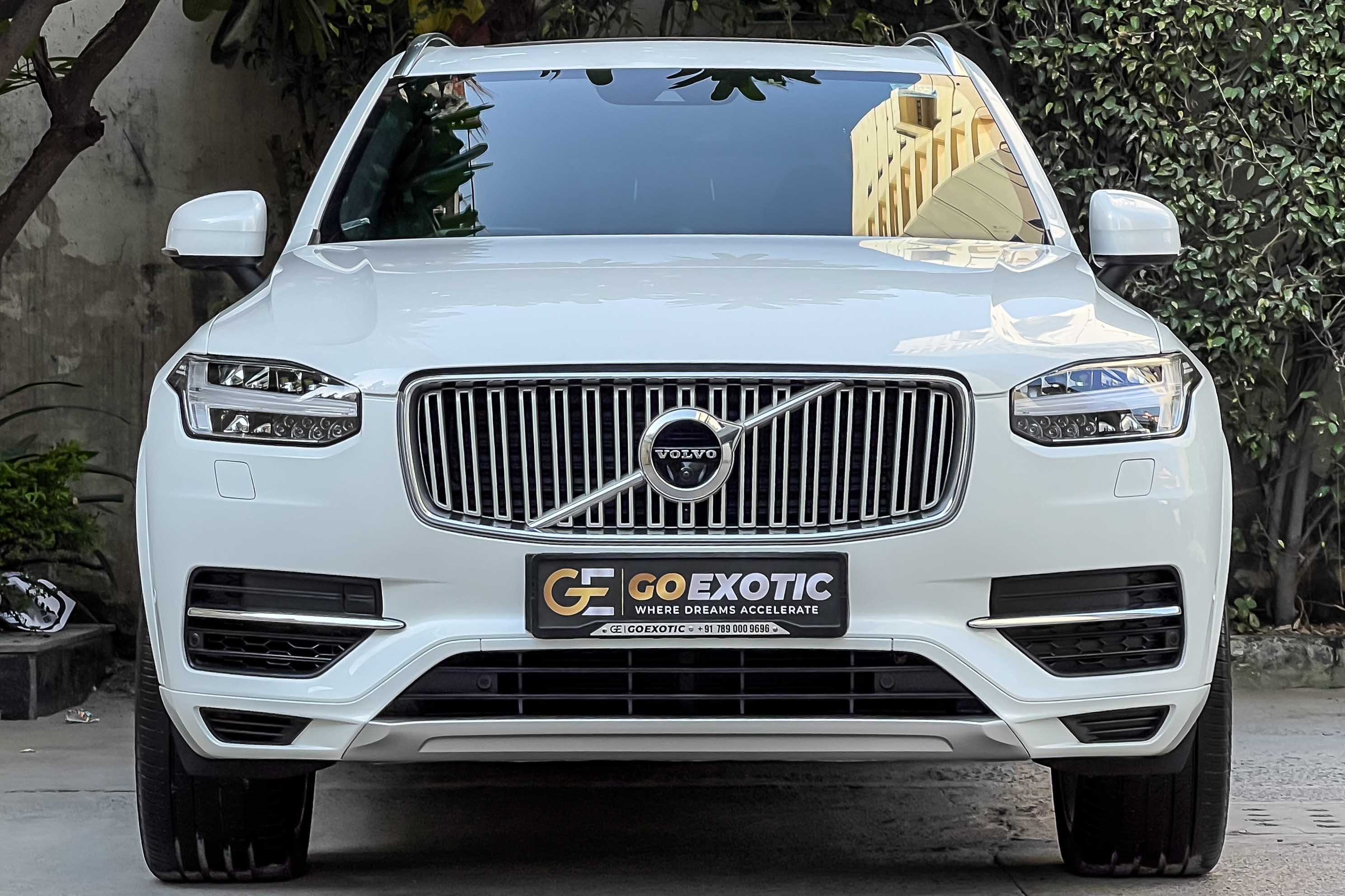 2020 VOLVO XC90 T8 EXCELLENCE LOUNGE pre-owned luxury car